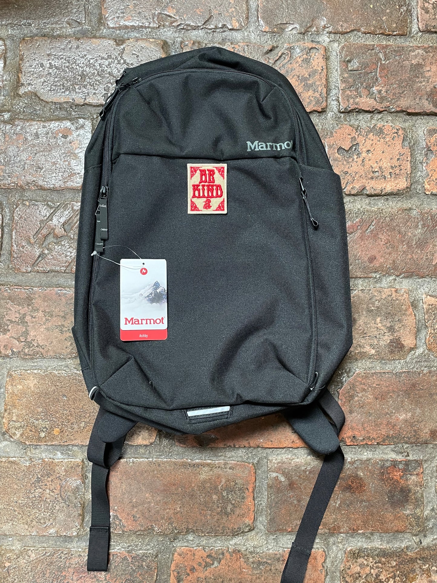 MARMOT BACKPACK SEVERAL PATCH OPTIONS TO CHOOSE FROM