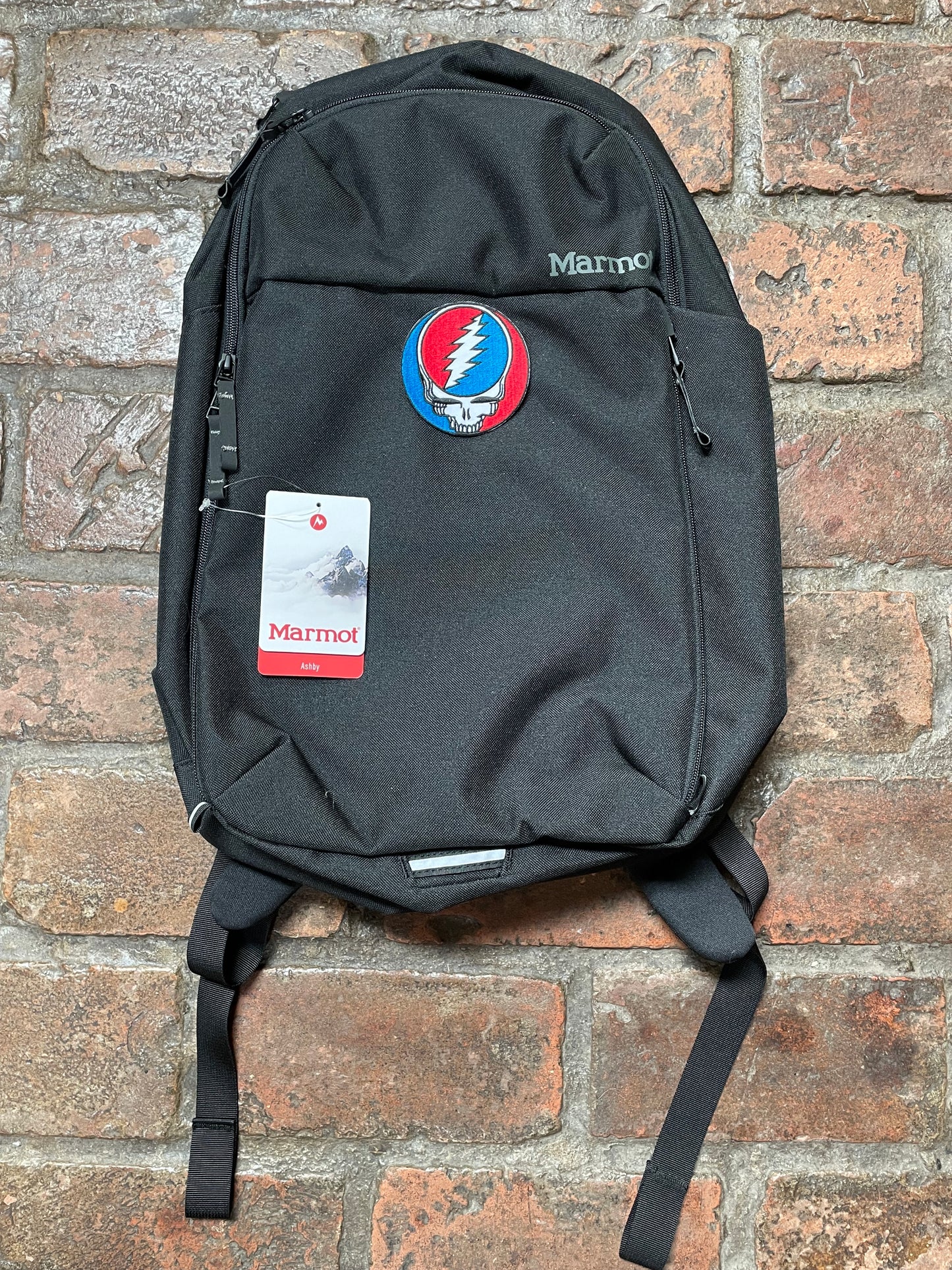 MARMOT BACKPACK SEVERAL PATCH OPTIONS TO CHOOSE FROM