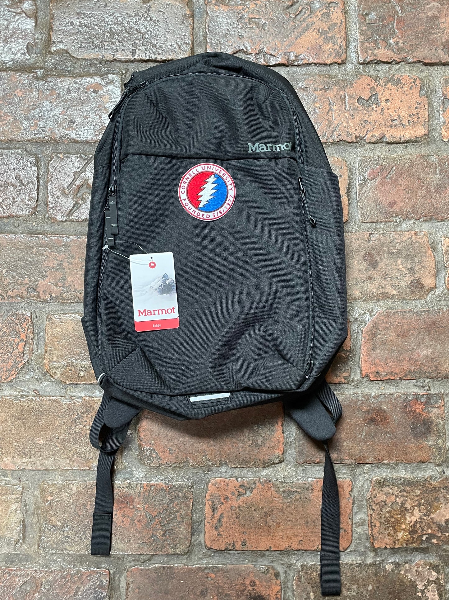 MARMOT BACKPACK SEVERAL PATCH OPTIONS TO CHOOSE FROM