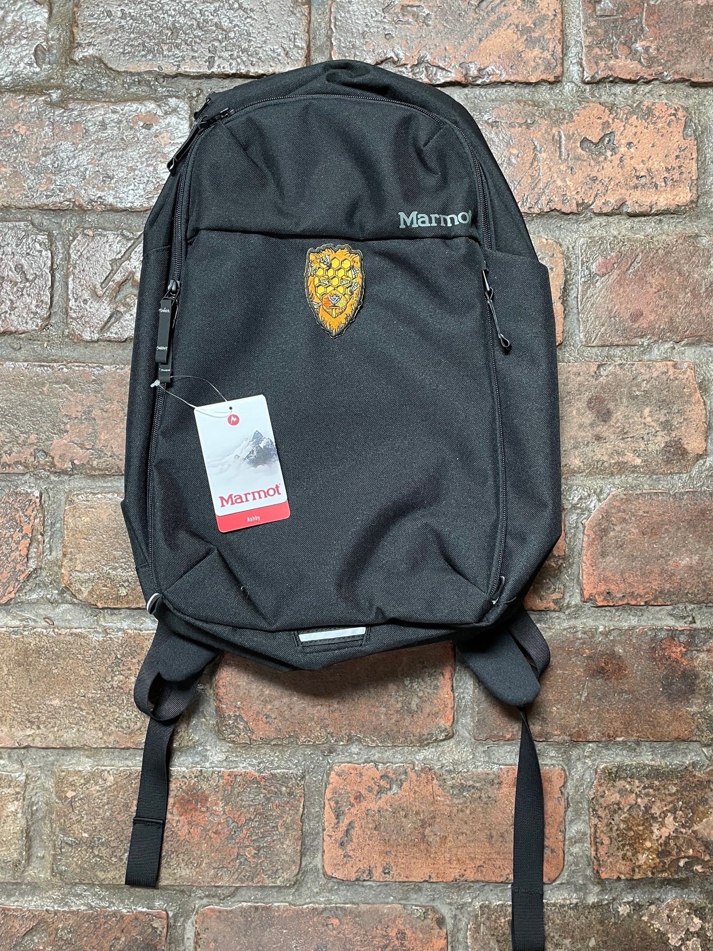 MARMOT BACKPACK SEVERAL PATCH OPTIONS TO CHOOSE FROM