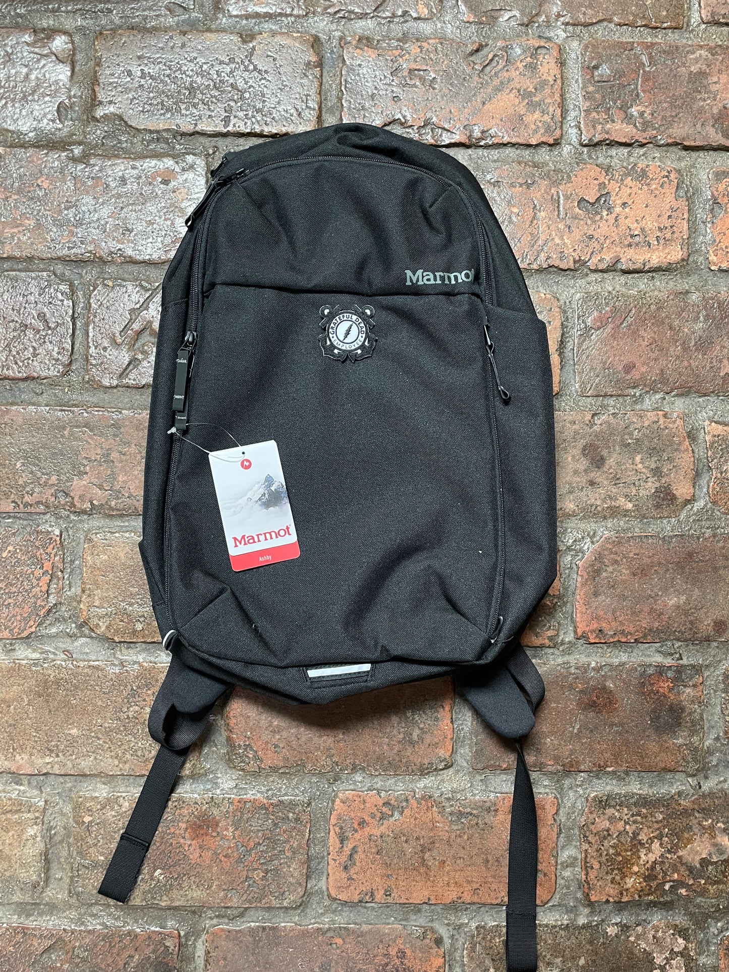 MARMOT BACKPACK SEVERAL PATCH OPTIONS TO CHOOSE FROM